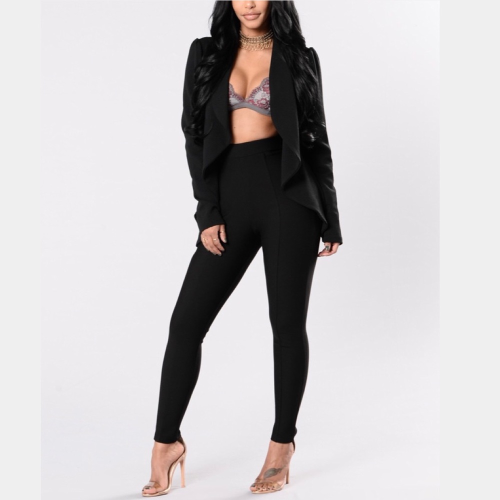 Black Blazer - Picture 3 of 3